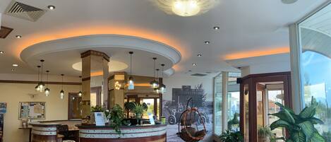 Check-in/check-out kiosk