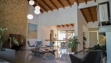Sala de estar en el lobby