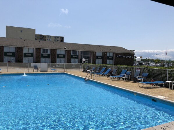 Seasonal outdoor pool