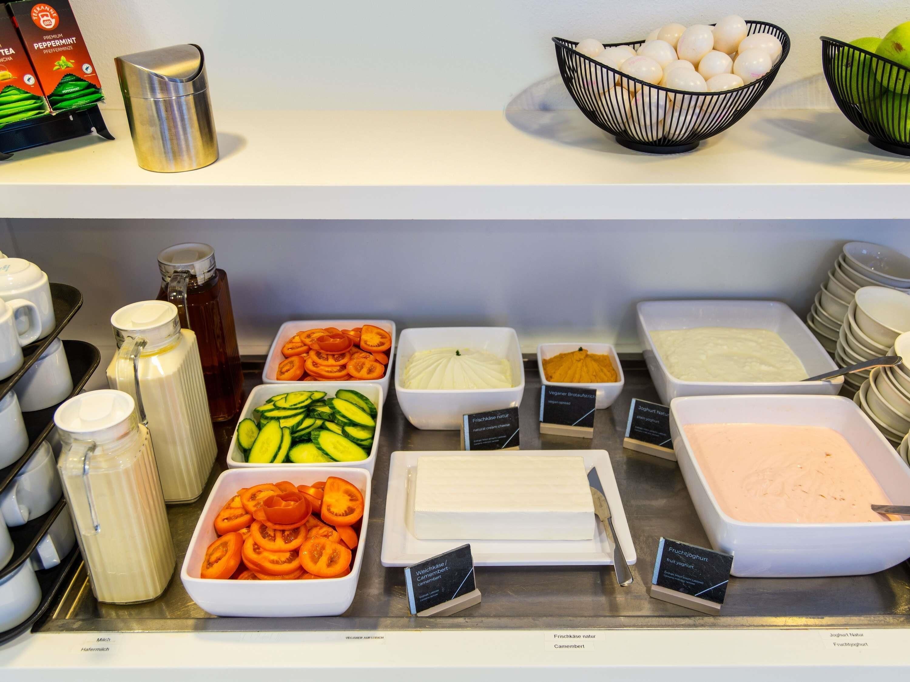 Daily buffet breakfast for a fee
