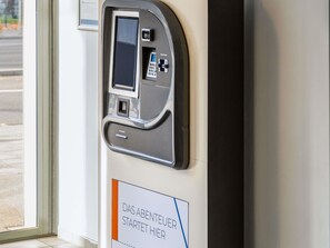 Check-in/check-out kiosk - Ibis Budget ULM City (Ulm)