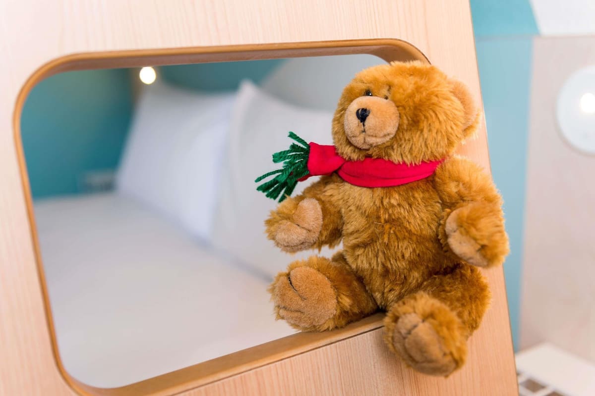 Chambre Standard, Plusieurs lits | Lit avec matelas Ă plateau-coussin, bureau, accĂšs au Wi-Fi (inclus)