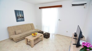 Flat-screen TV - Apartments Elena (Kotor)