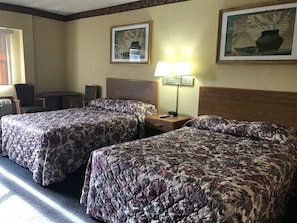 Double Room, Non Smoking | Desk, iron/ironing board, free WiFi, bed sheets - West Motel (Freeport)