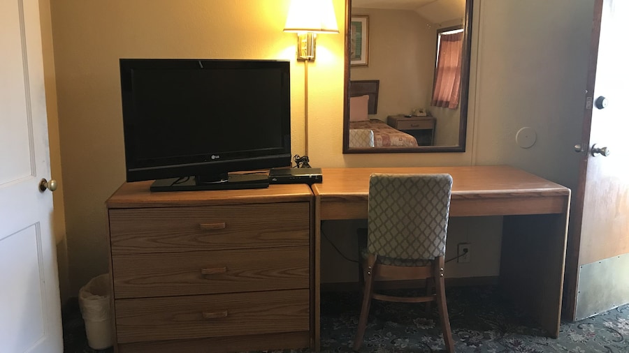 West Motel