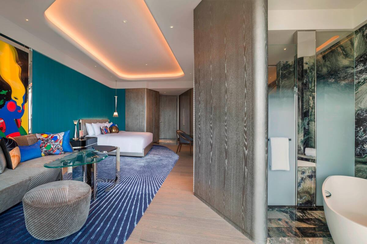 Spectacular Room, 客房, 1 張特大雙人床, 湖景 | 防敏寢具、羽絨被、迷你吧、房內夾萬