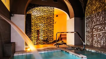 Hot stone-massage, svensk massage, thai-massage, massagebehandlinger