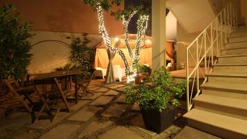 Wi-Fi gratuit, draps fournis