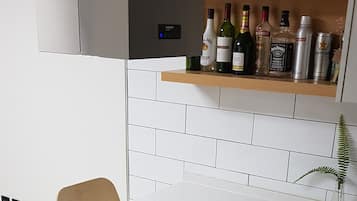 Apartment | Private kitchen | Fridge, microwave, electric kettle, cookware/dishes/utensils