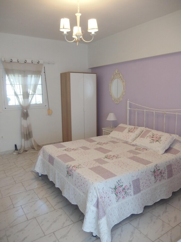 1 bedroom, WiFi, bed sheets