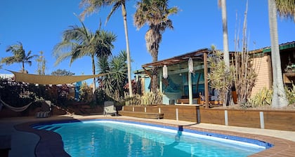 Ozzie Pozzie Backpackers