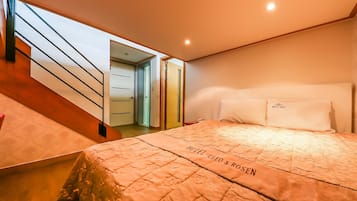 Family Room | Free WiFi