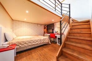 Family Room | Free WiFi - Blue Motel (Boryeong)