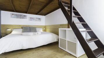 5 dormitorios, escritorio, tabla de planchar con plancha y wifi