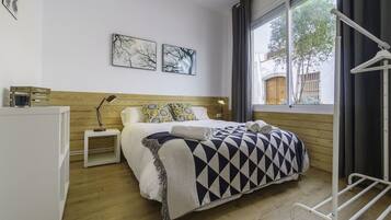 5 makuuhuonetta, työpöytä, silitysrauta/-lauta, Wi-Fi