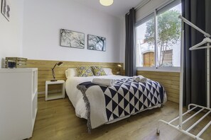 5 makuuhuonetta, työpöytä, silitysrauta/-lauta, Wi-Fi