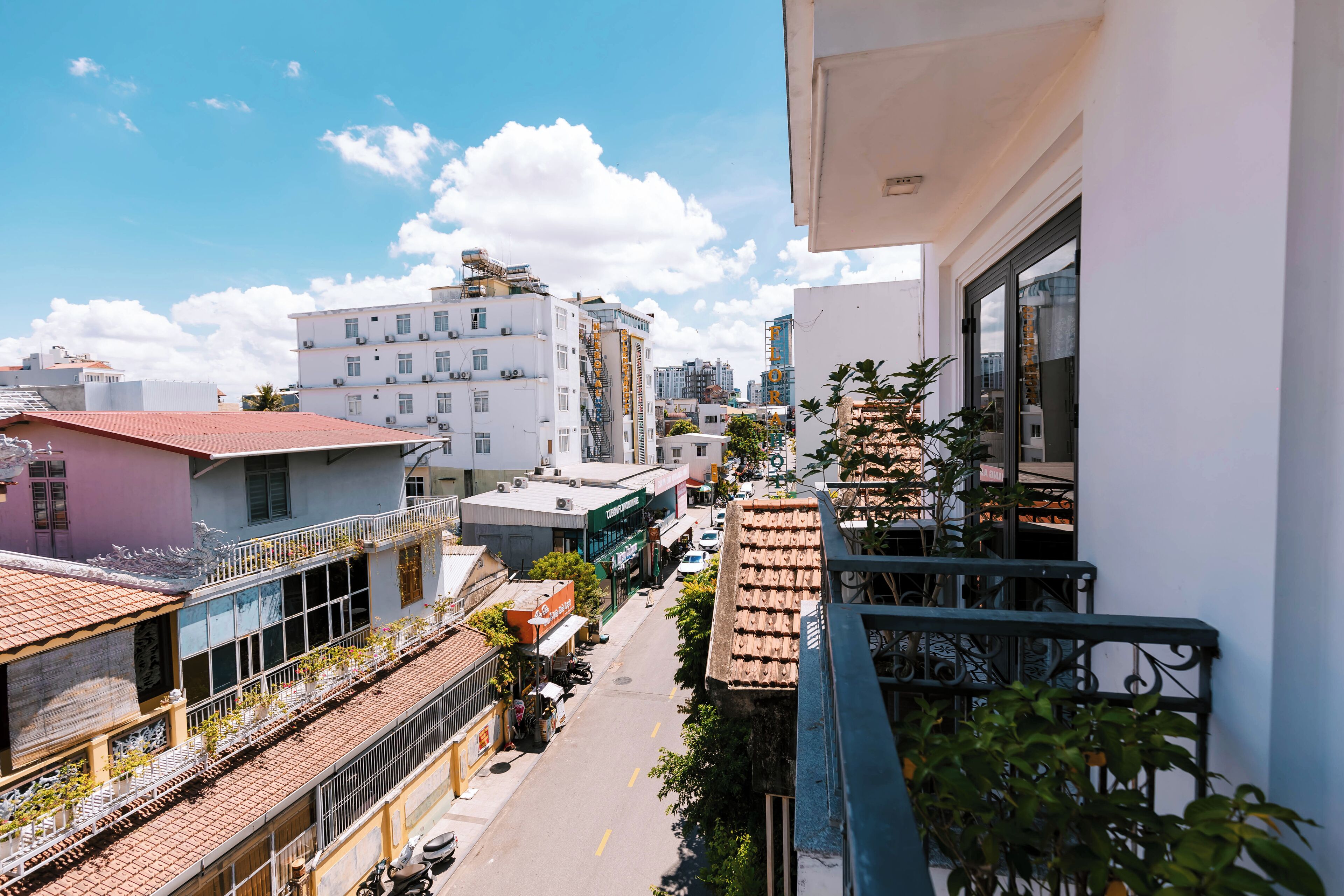 deluxe double or twin room | terrace/patio