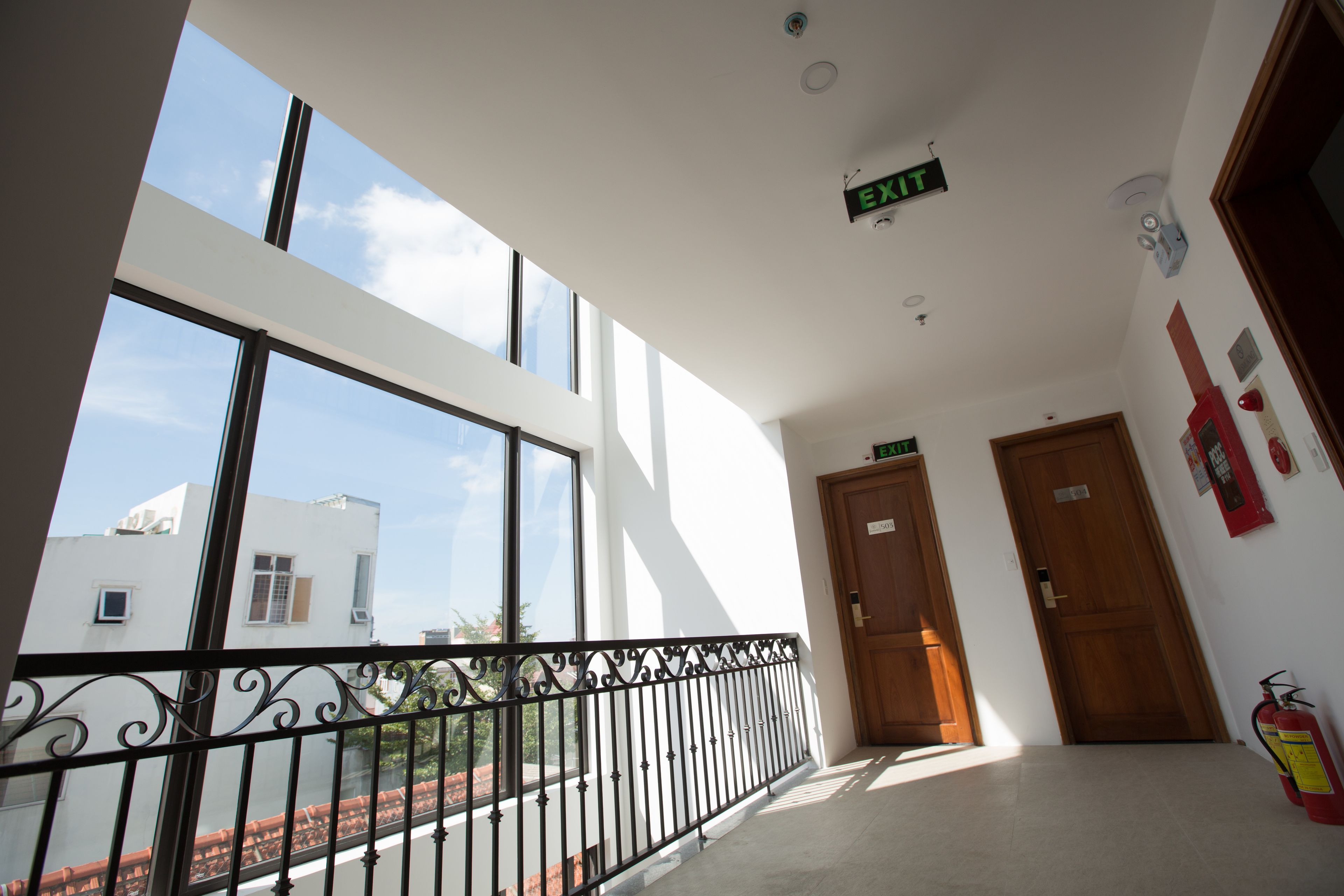 minibar, in-room safe, desk, blackout curtains