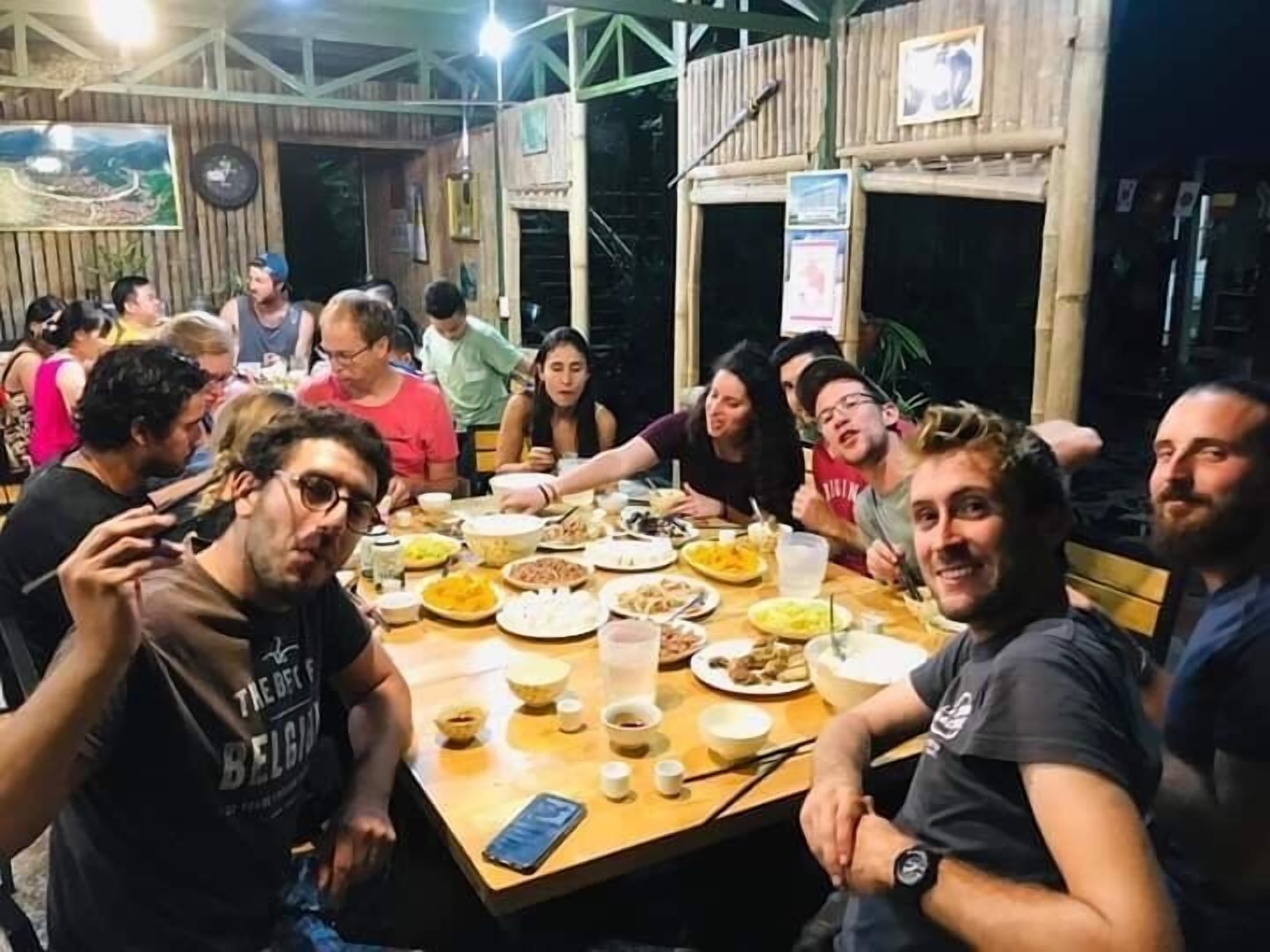 Nhà hàng
