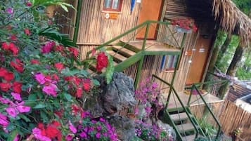 Double Bungalow | Courtyard view