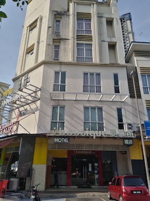 Front of property - Hotel O I Boutique Hotel (Petaling Jaya)