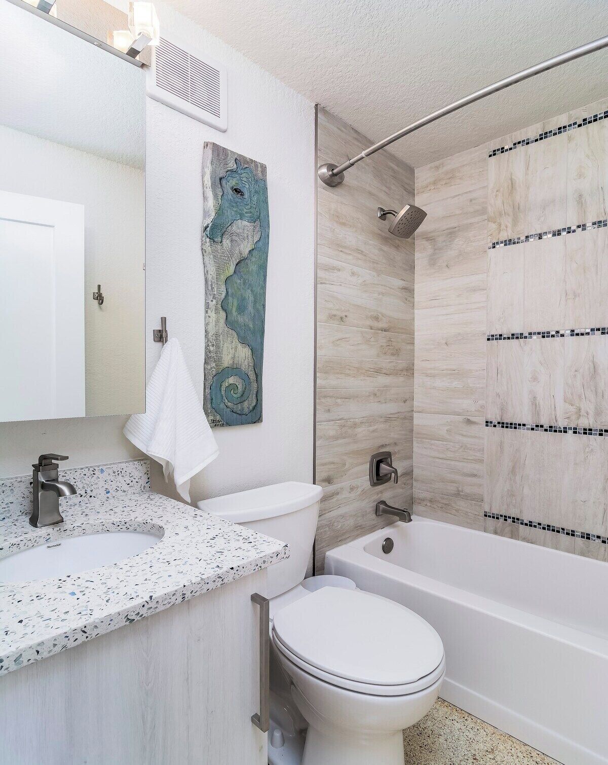 Pure Luxury! New 1br Modern Apt Steps to Beach - Unit E