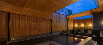 Azumaya Hotel Linh Lang