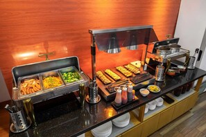 Breakfast served  - Azumaya Hotel Linh Lang (Hanoi)