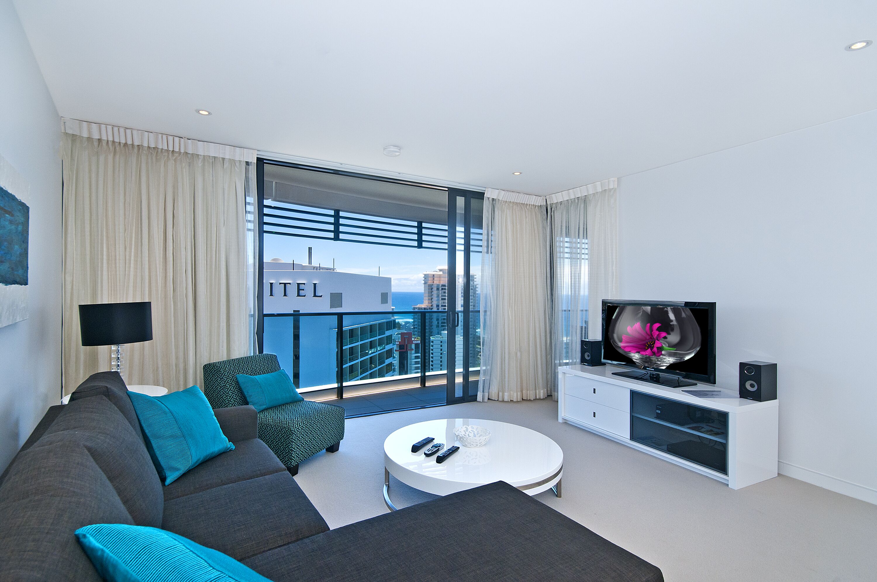 🤩 Oracle Resort - 2 Bedroom Apartments with City Views 🤩