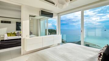 7 bedrooms, blackout drapes, free WiFi