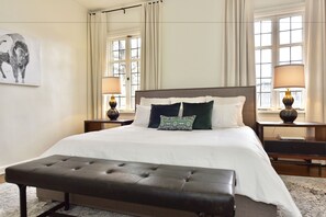 Luxury House, Courtyard View | 4 bedrooms, Egyptian cotton sheets, premium bedding - Eastwood Greene Guesthouse (Nashville)