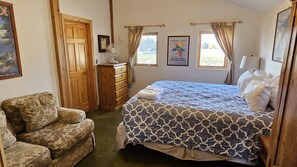 4 Schlafzimmer, Bügeleisen/Bügelbrett, WLAN, Bettwäsche