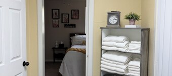 Accogliente 2 camere da letto Country Cottage a nord di Parsons. Può ospitare 6-8 persone. 