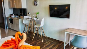 Unclassified image, 5 of 26, button - The Peak Towers Pattaya (Pattaya)