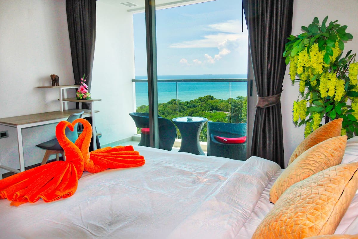 Suite, Ocean View