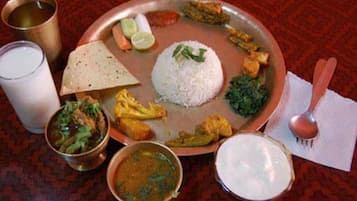 Alimentação e bebidas