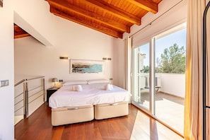 3 camere, ferro/asse da stiro, Wi-Fi gratuito, lenzuola