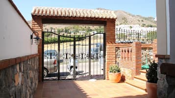 Enceinte de lâhĂ©bergement