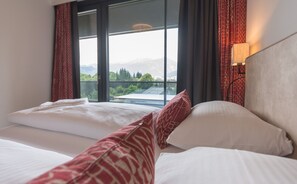 2 多间卧室、熨斗/熨衣板、免费 WiFi、床单