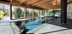 Indoor pool, a heated pool - Charming Suite - Babord (Calvi)