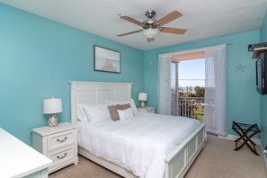 4 bedrooms, iron/ironing board, free WiFi, bed sheets