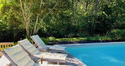 Charming Modern Home - Winter and Summer Retreat