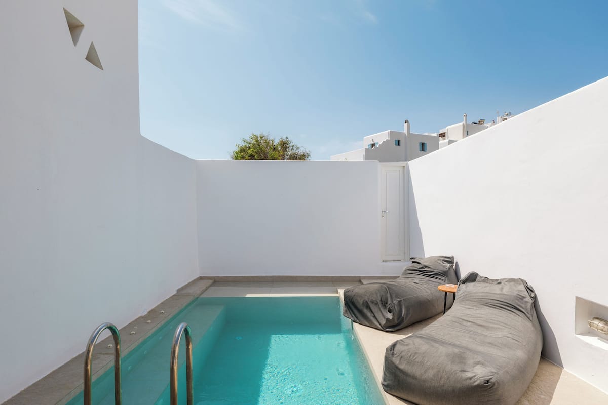 Deluxe Suite, Private Pool, Garden View | Private pool