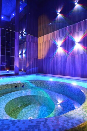 2 indoor pools, a waterfall pool