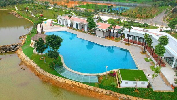 Outdoor pool - Red Gate Villa (Hanoi)