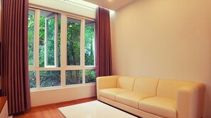 Red Gate Villa, 5 Bedrooms | Living room