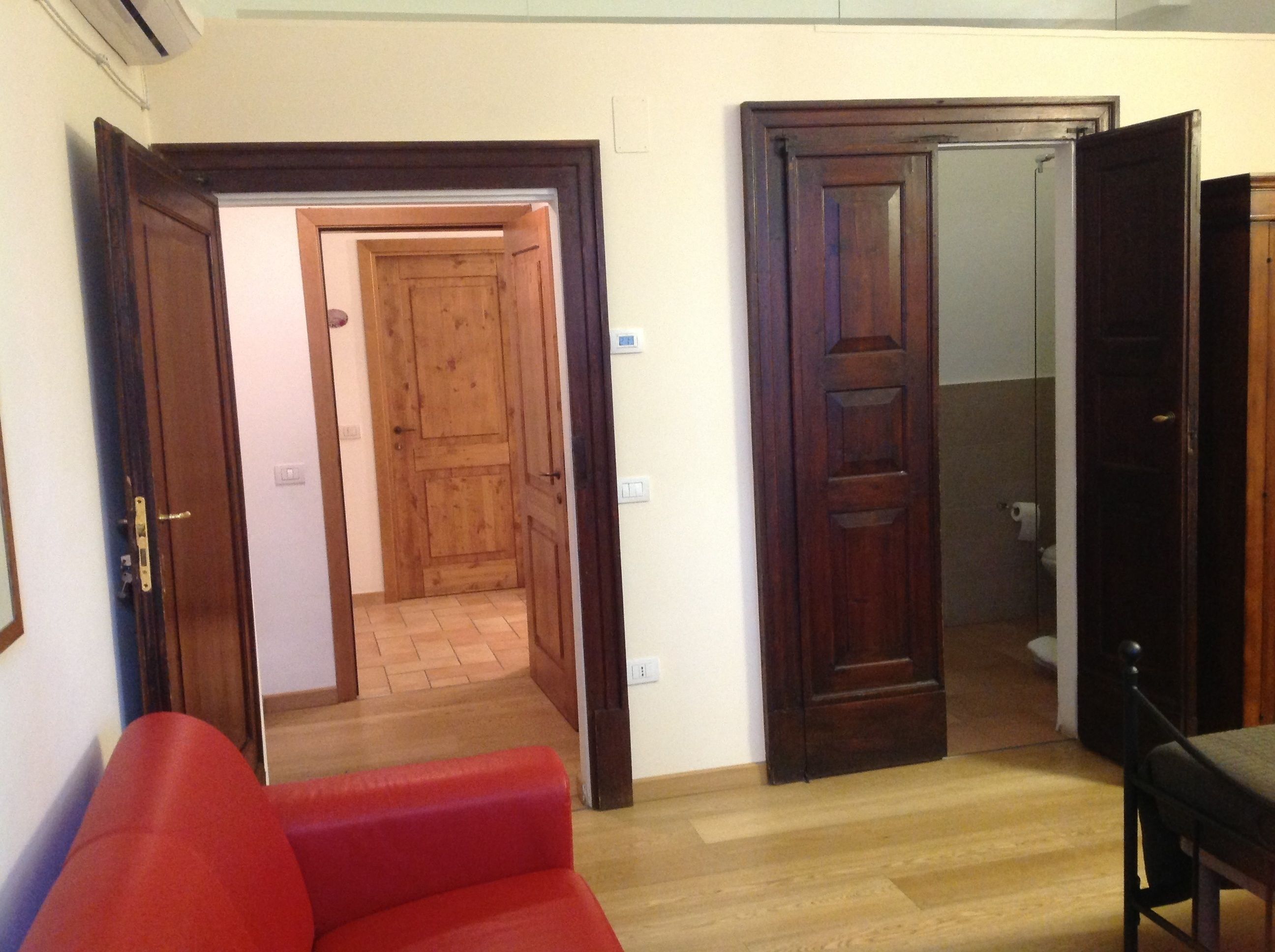 Soundproofing, free cribs/infant beds, free WiFi, bed sheets