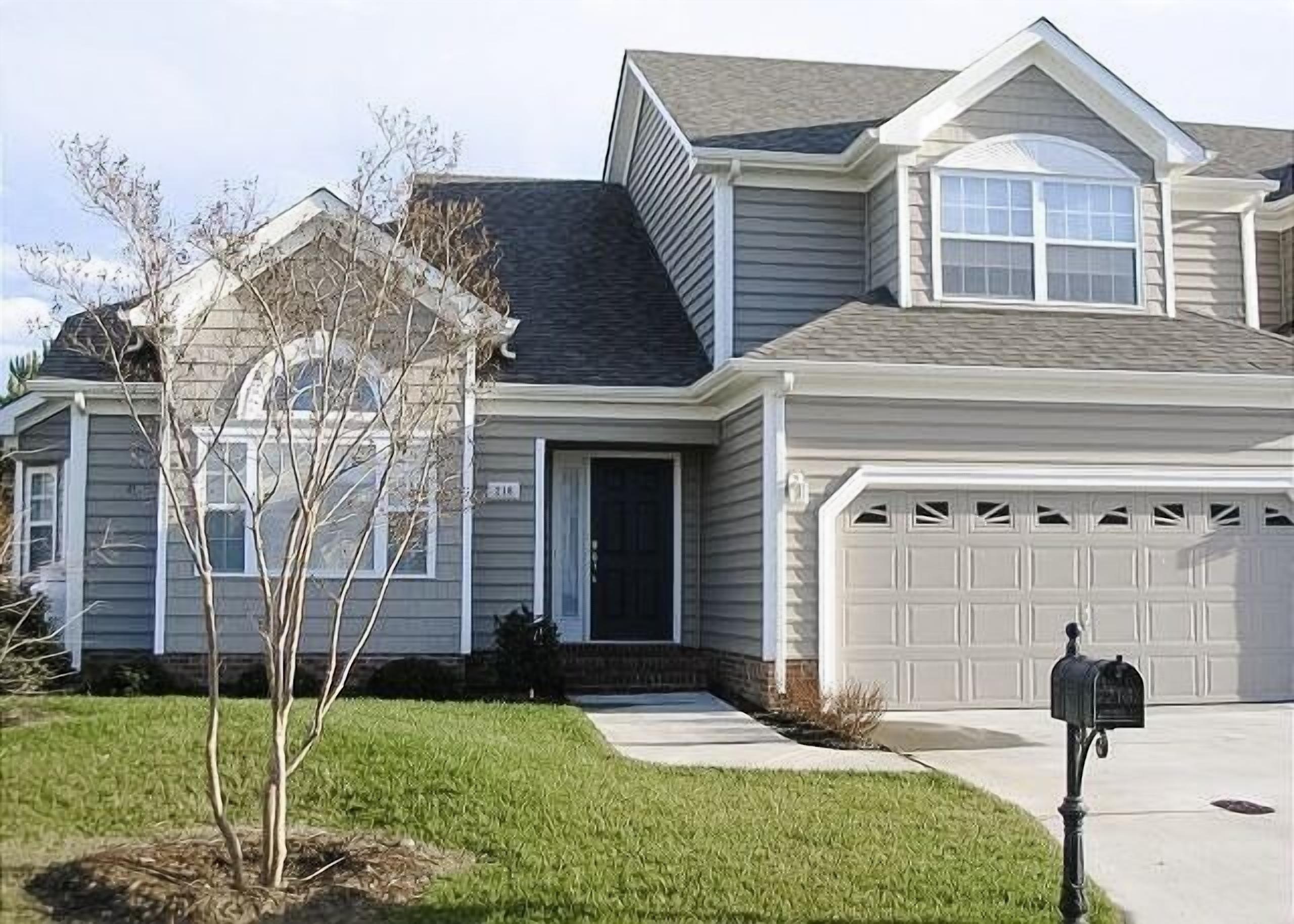 Beautifully Decorated Home With New Stainless Steel Appliances