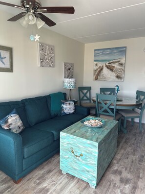 Smart TV, DVD player