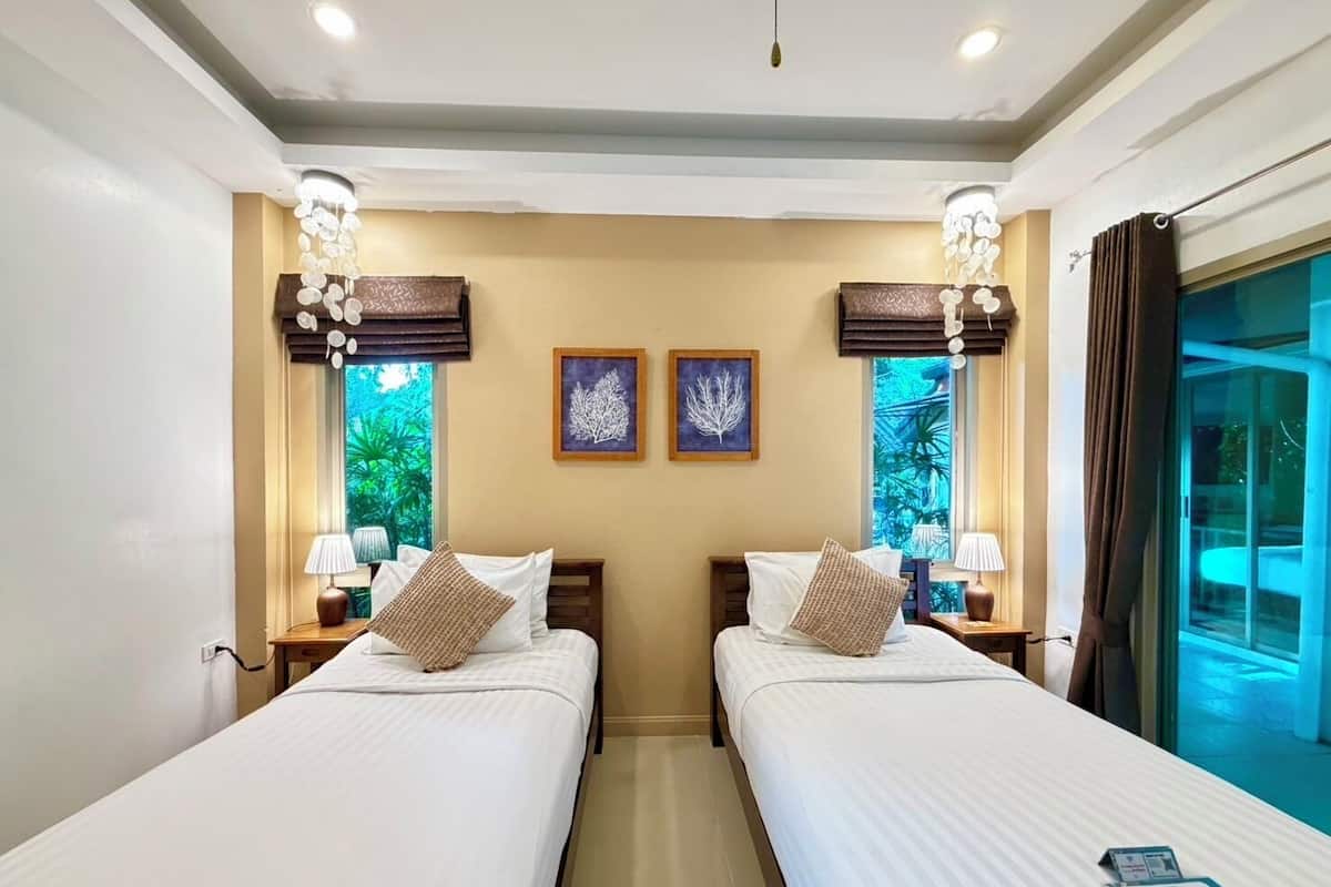 In-room safe, desk, blackout curtains, free WiFi